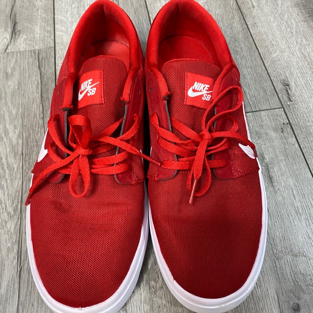 Nike Sb supreme colorway size 10 - Picture 1 of 6